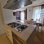 Casa Di Anna A Perugia Lägenhet